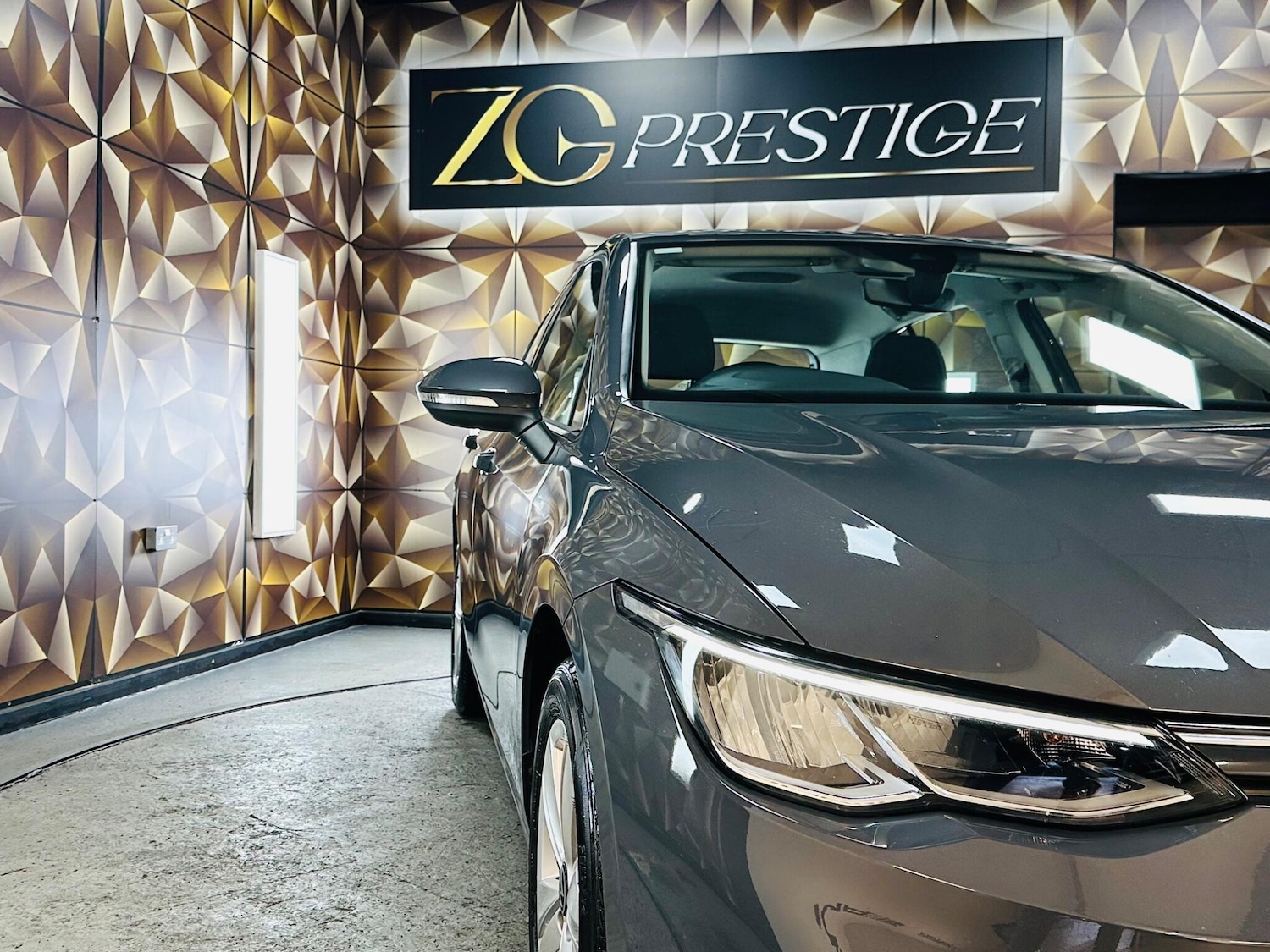 Used Volkswagen Golf 2020 for sale - 76371455: Photo 40