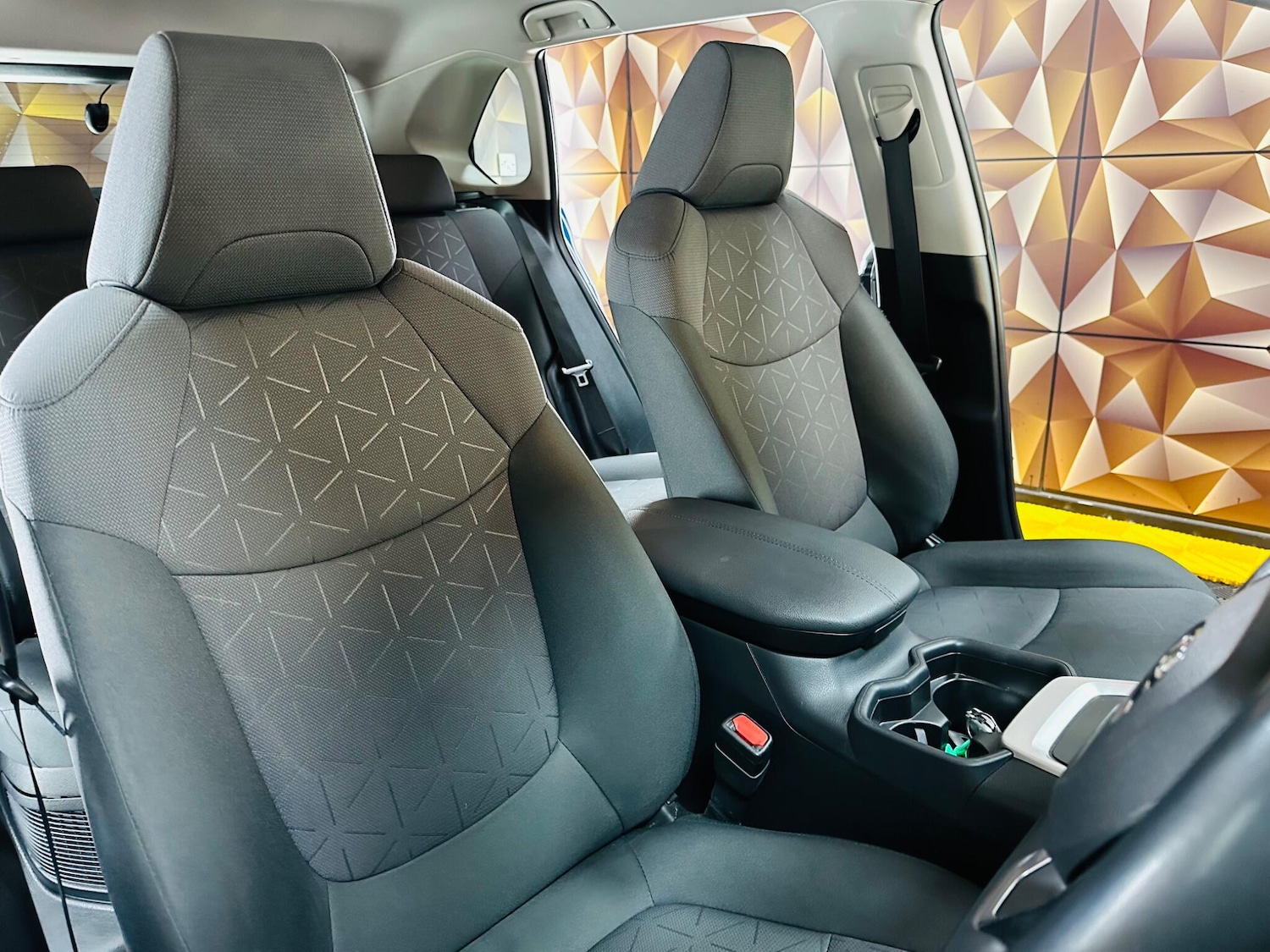 Used Toyota RAV4 for sale - 78148156: Photo 18