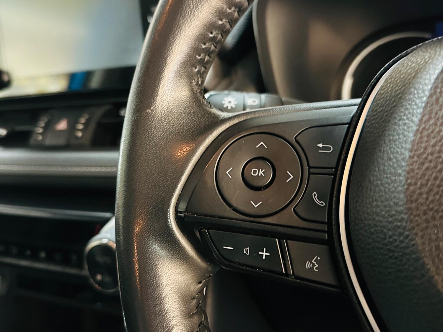 Used Toyota RAV4 for sale - 78148156: Photo 51