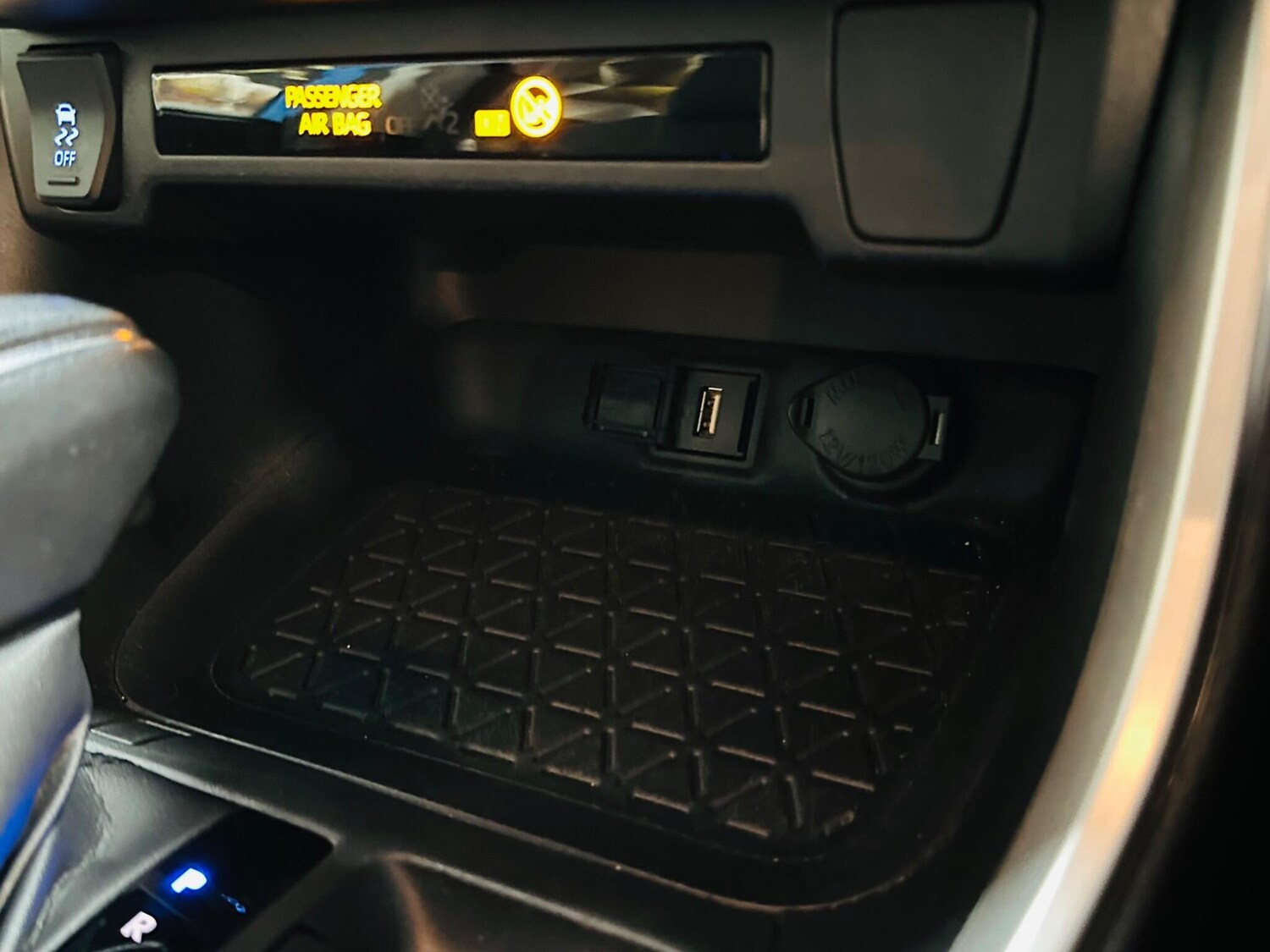 Used Toyota RAV4 for sale - 78148156: Photo 59