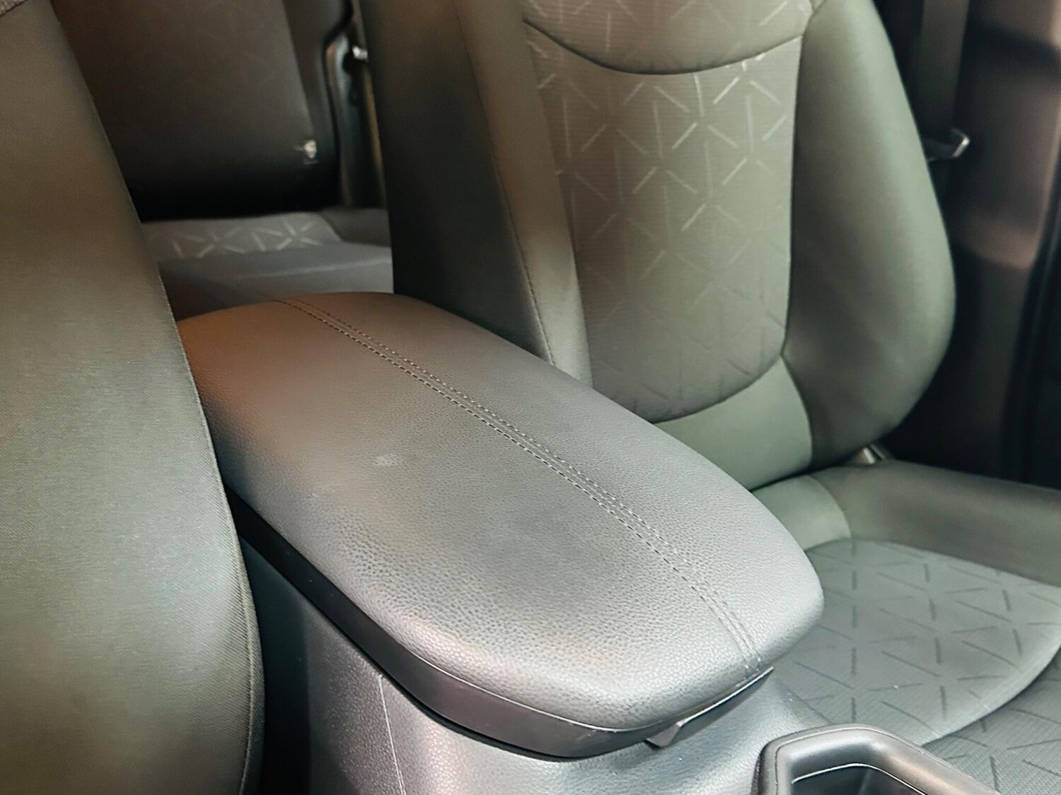 Used Toyota RAV4 for sale - 78148156: Photo 60