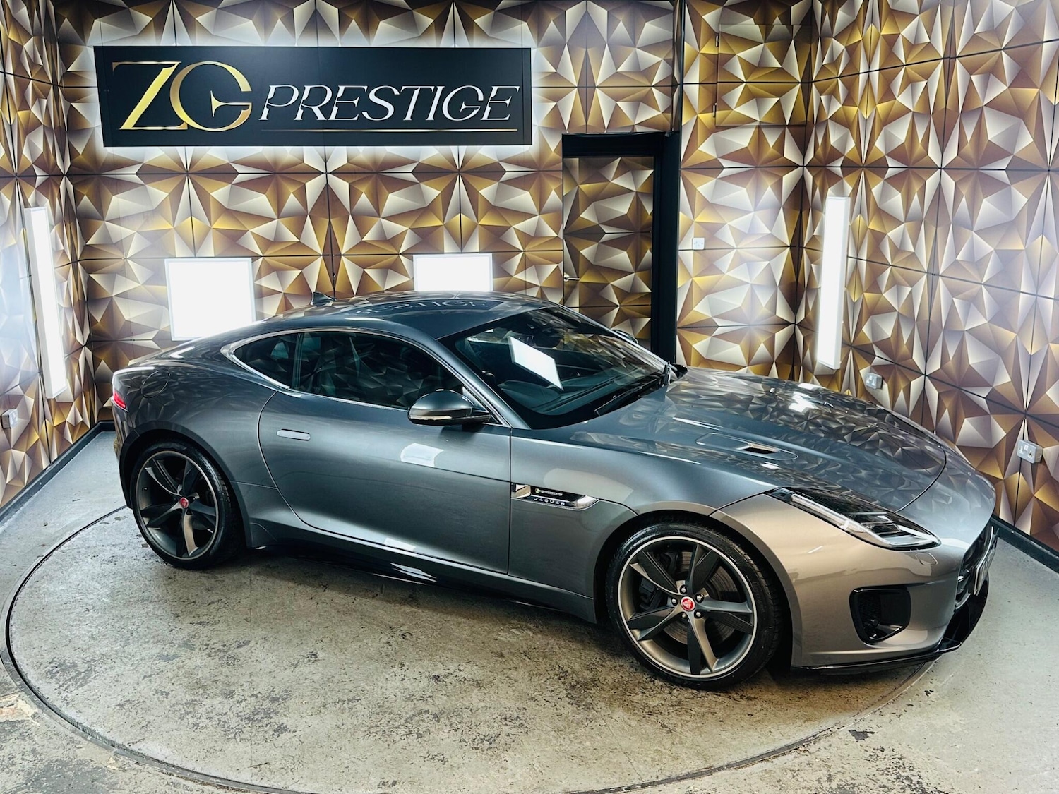 Used Jaguar F-Type 2018 for sale - 76952676: Photo 13