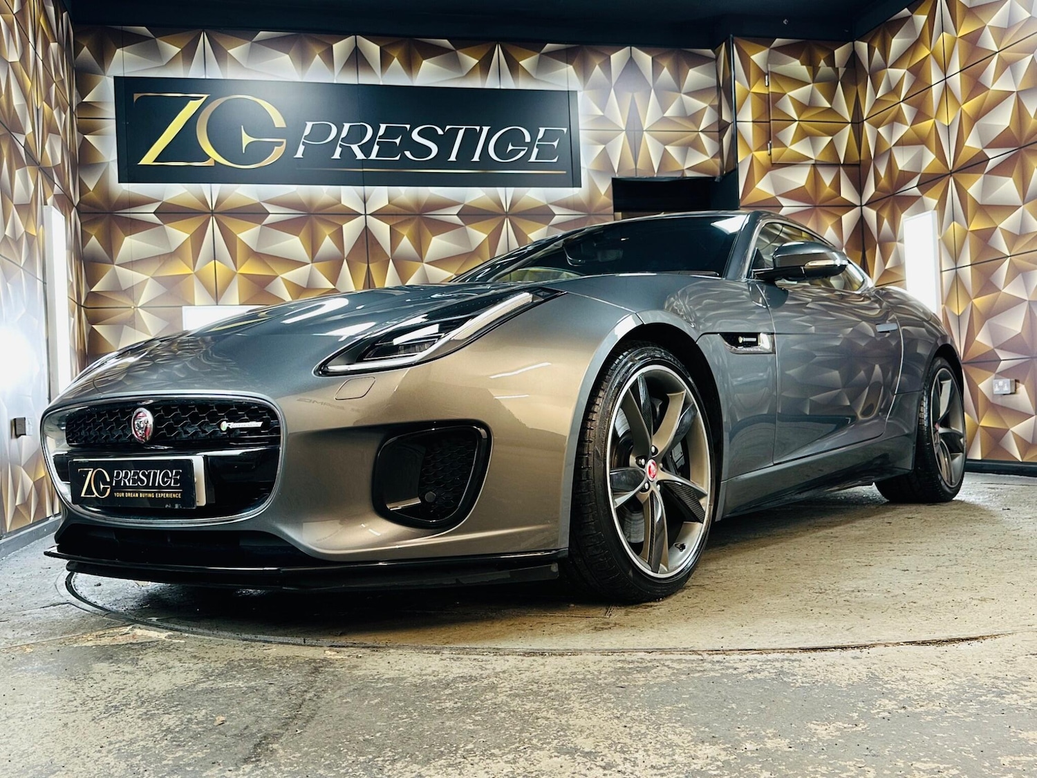 Used Jaguar F-Type 2018 for sale - 76952676: Photo 29