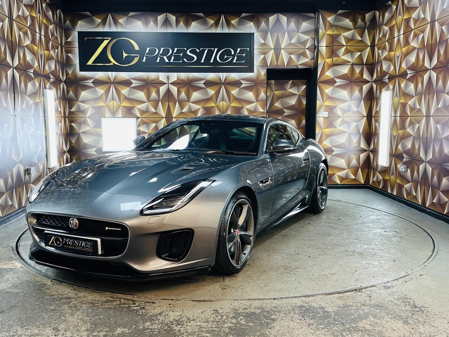 Used Jaguar F-Type 2018 for sale - 76952676: Photo 40