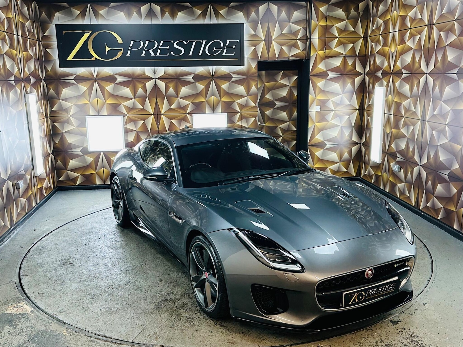 Used Jaguar F-Type 2018 for sale - 76952676: Photo 44