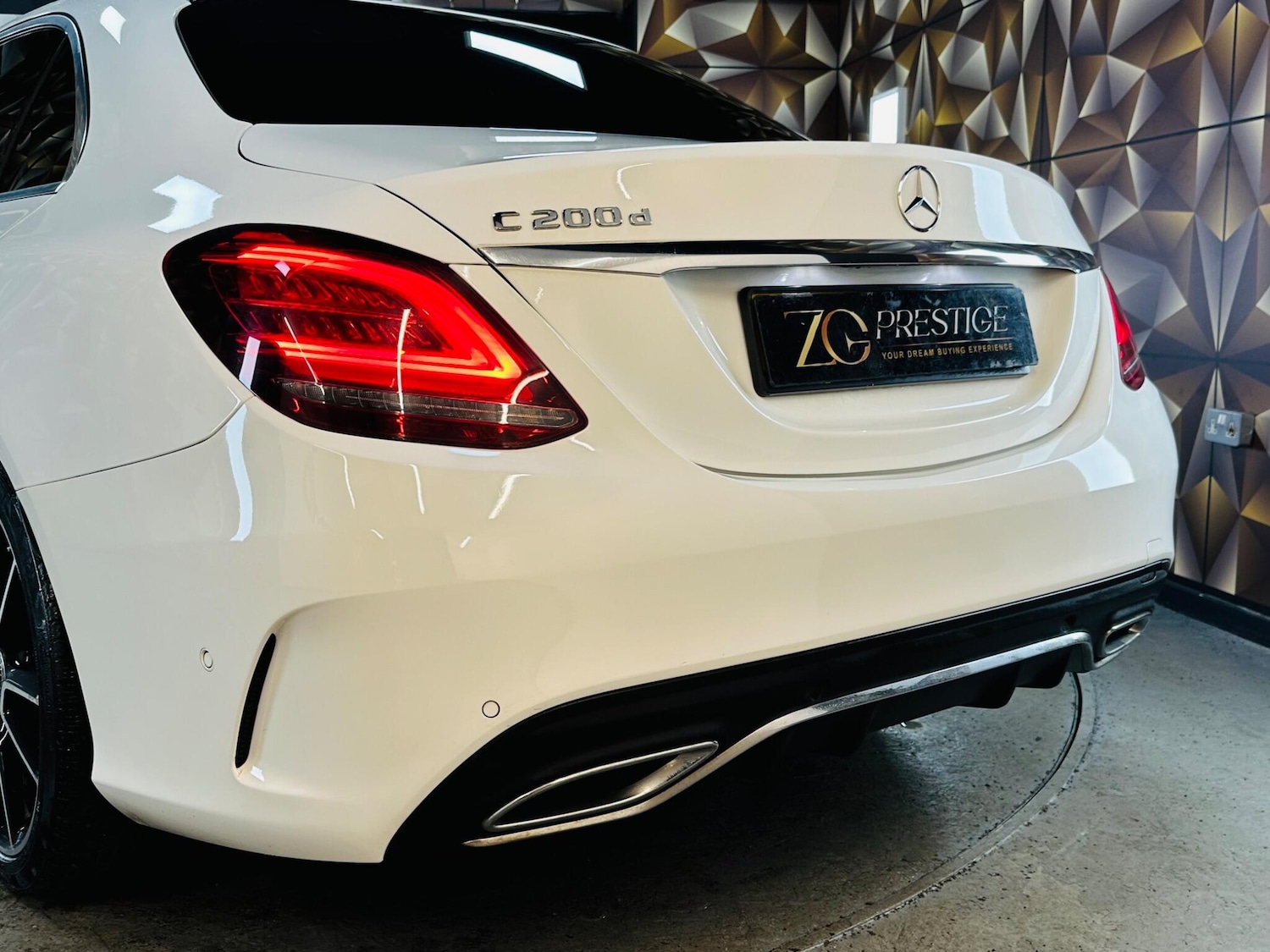 Used Mercedes-Benz C Class 2019 for sale - 76839671: Photo 25