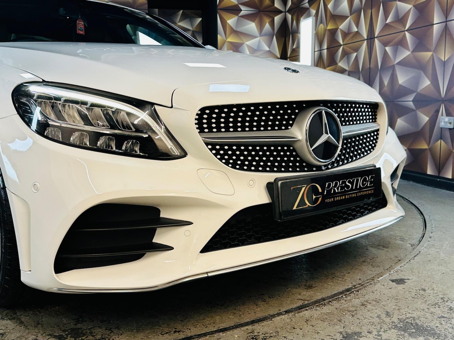 Used Mercedes-Benz C Class 2019 for sale - 76839671: Photo 31