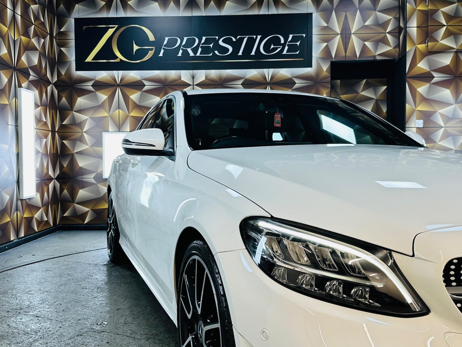 Used Mercedes-Benz C Class 2019 for sale - 76839671: Photo 36