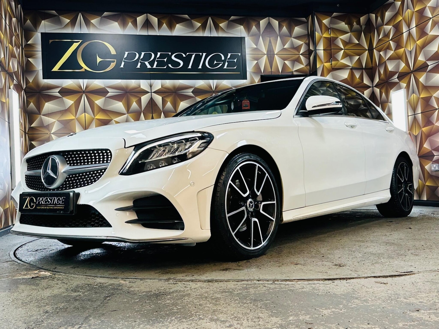 Used Mercedes-Benz C Class 2019 for sale - 76839671: Photo 39