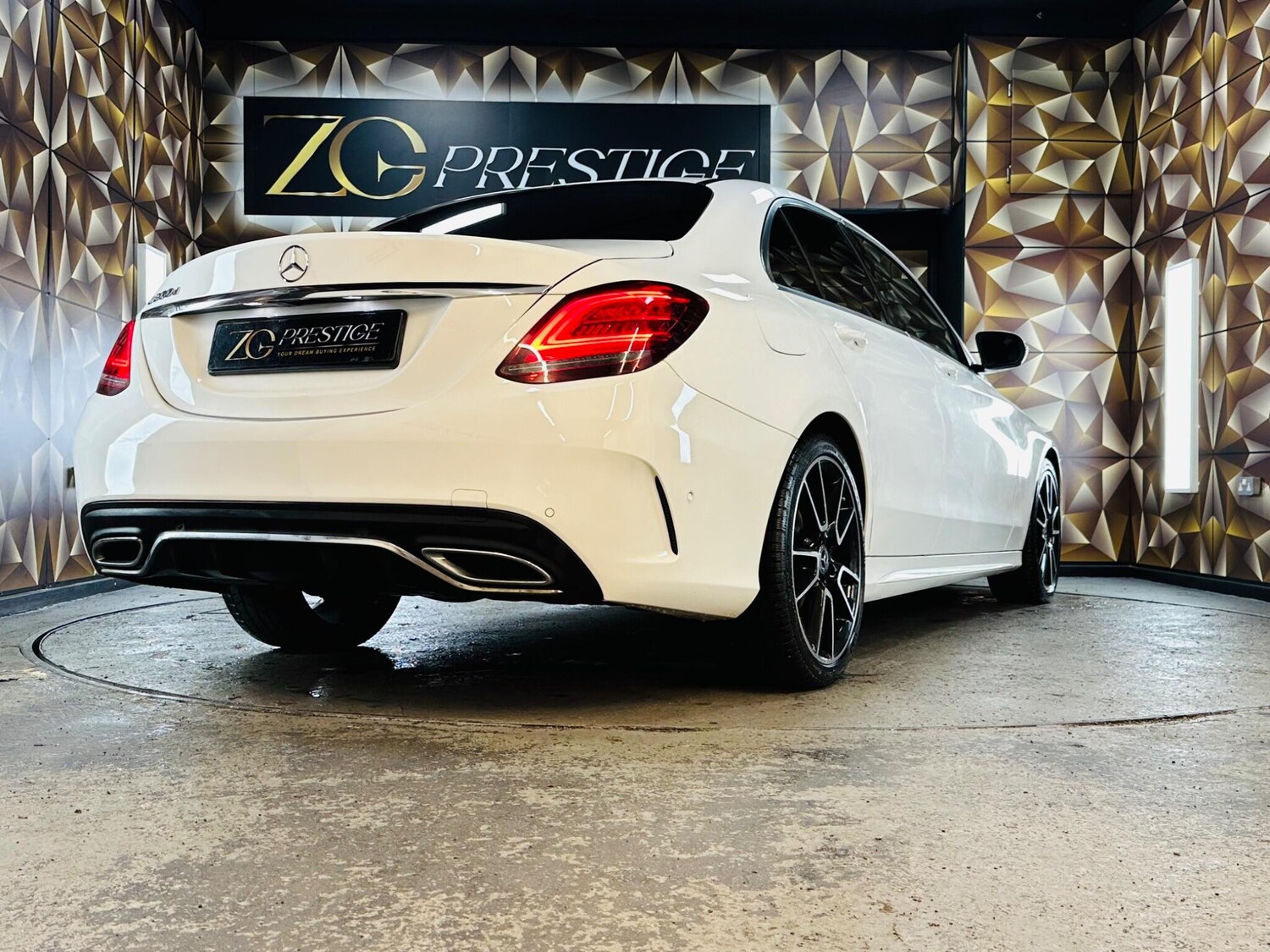 Used Mercedes-Benz C Class 2019 for sale - 76839671: Photo 41