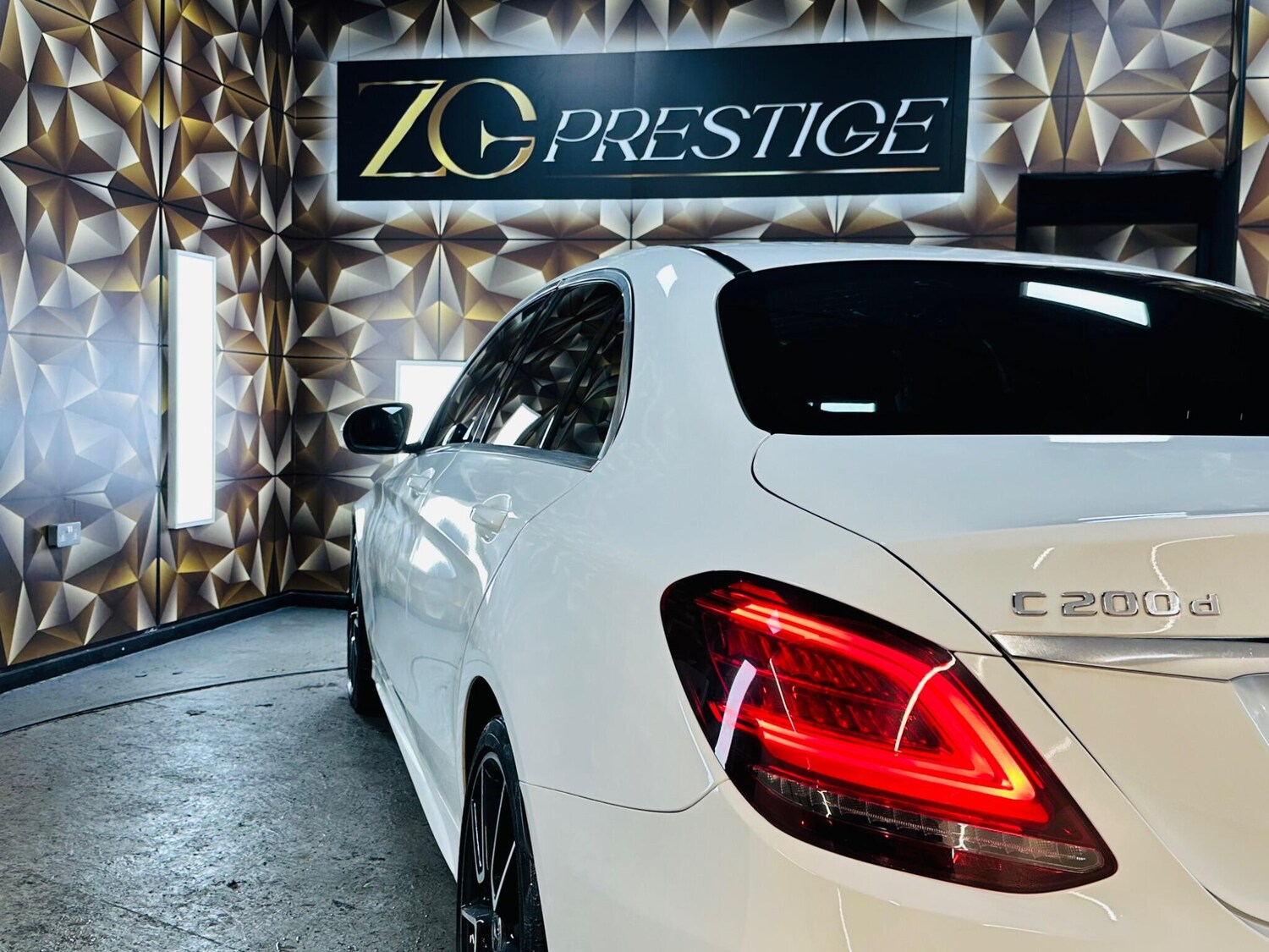 Used Mercedes-Benz C Class 2019 for sale - 76839671: Photo 43