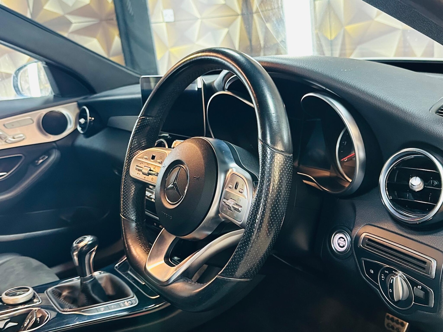 Used Mercedes-Benz C Class 2019 for sale - 76839671: Photo 47