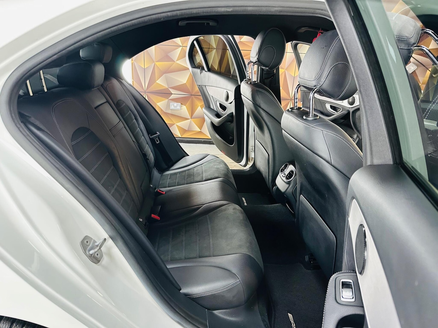 Used Mercedes-Benz C Class 2019 for sale - 76839671: Photo 60