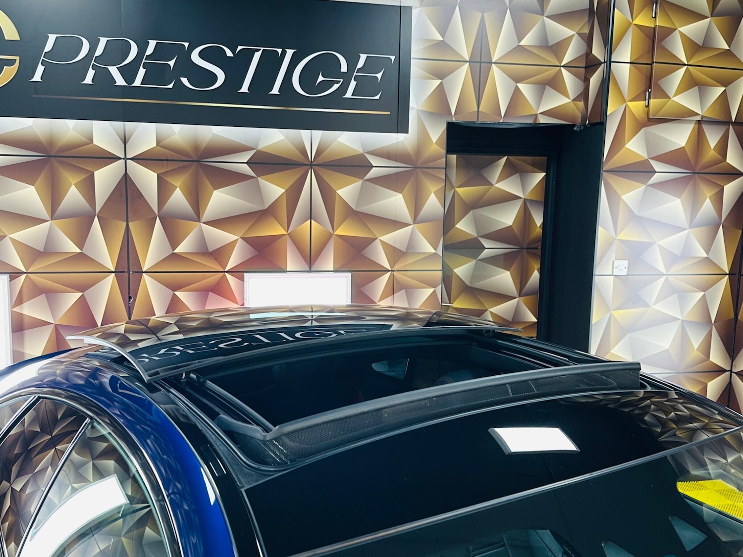 Used Mercedes-Benz E Class 2019 for sale - 77637820: Photo 4