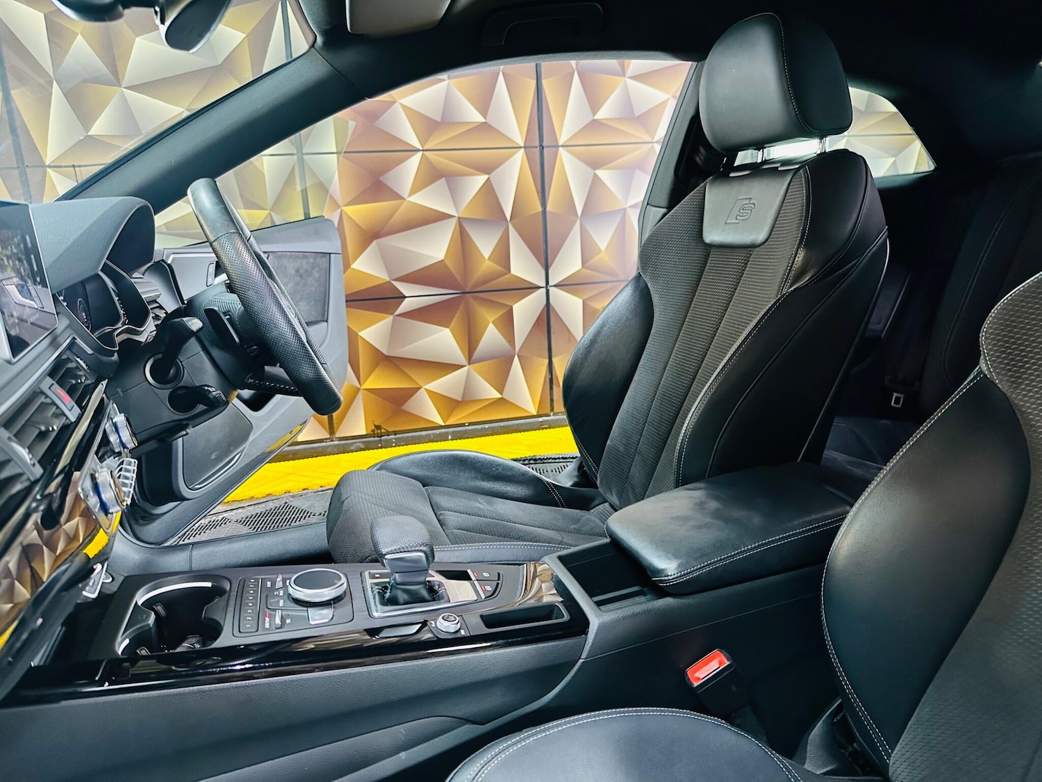 Used Audi A5 2020 for sale - 77671632: Photo 4