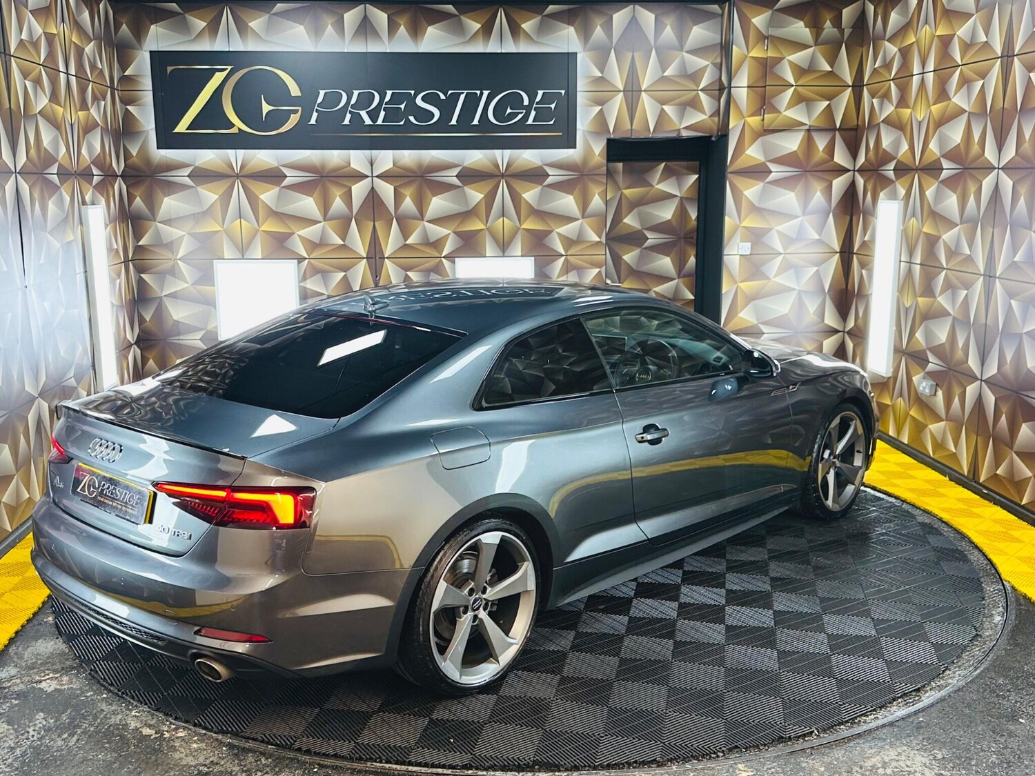 Used Audi A5 2020 for sale - 77671632: Photo 7