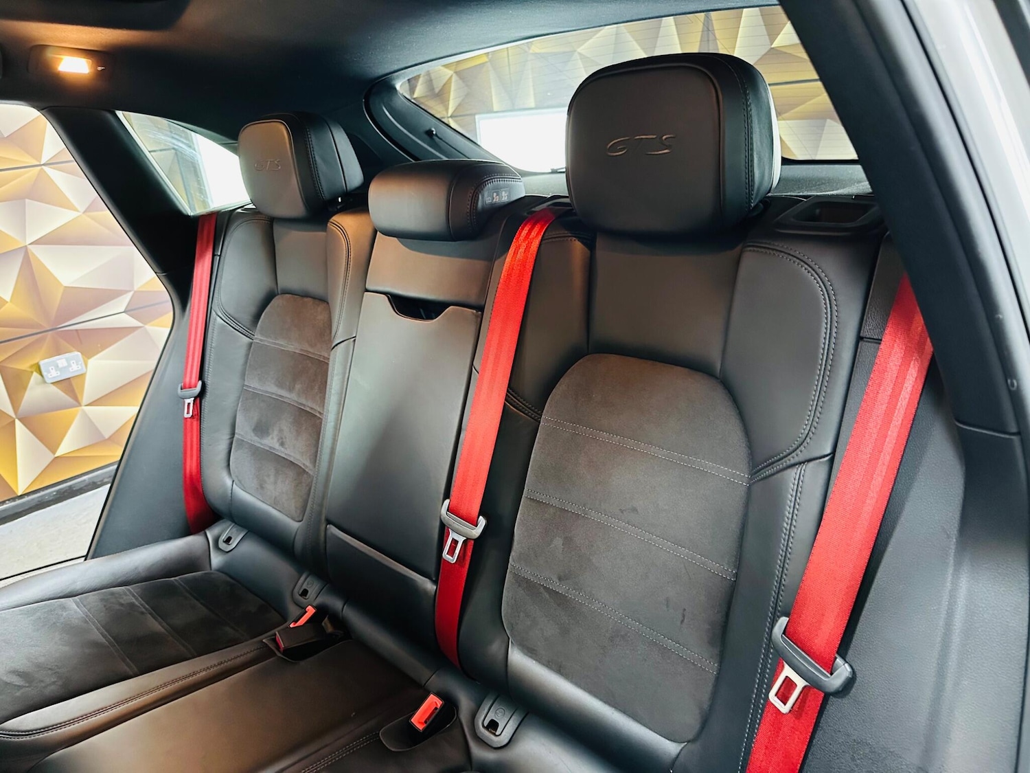 Used Porsche Macan 2016 for sale - 76613307: Photo 22