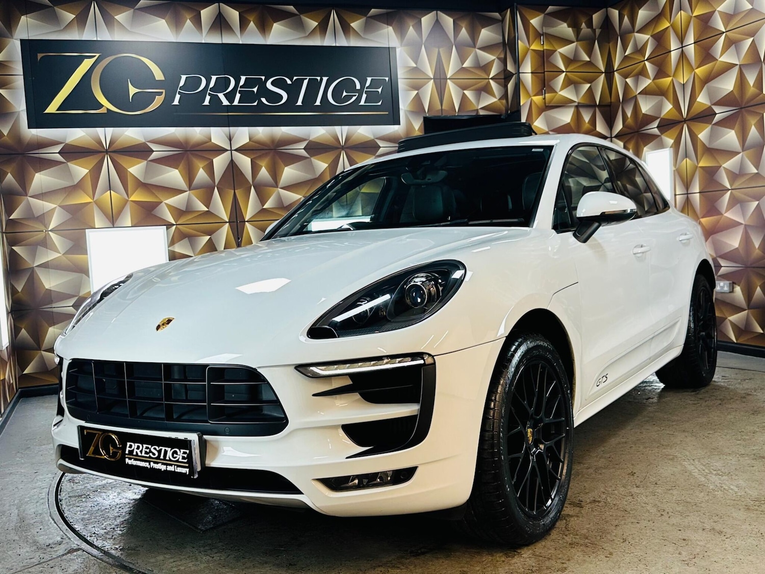 Used Porsche Macan 2016 for sale - 76613307: Photo 29