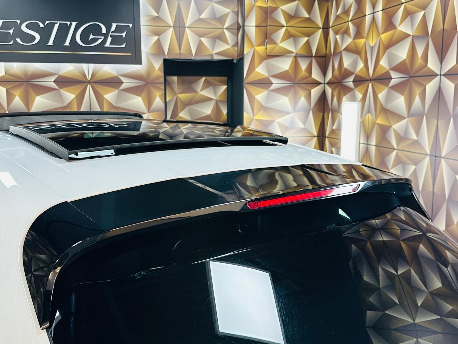 Used Porsche Macan 2016 for sale - 76613307: Photo 39