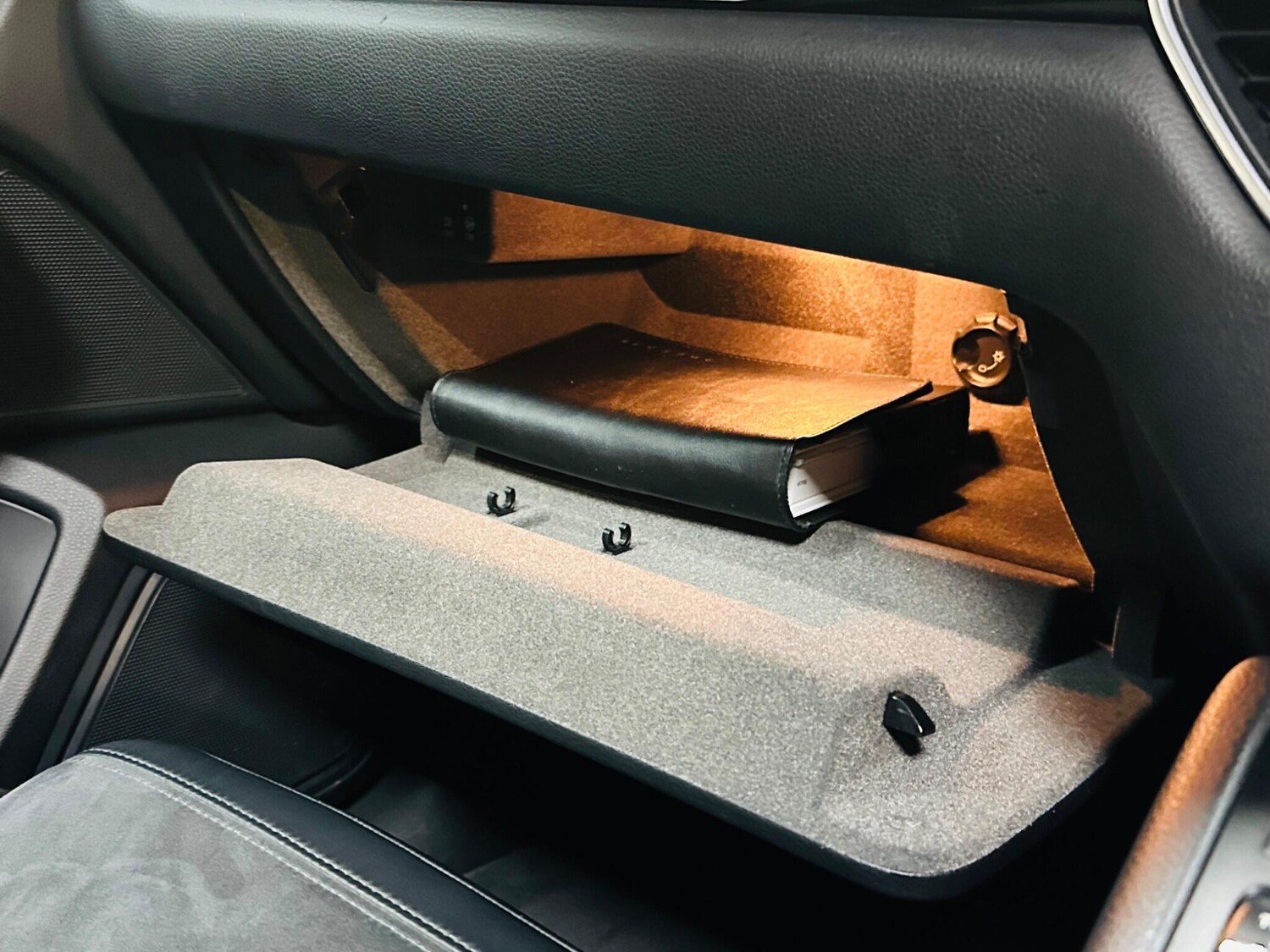 Used Porsche Macan 2016 for sale - 76613307: Photo 63