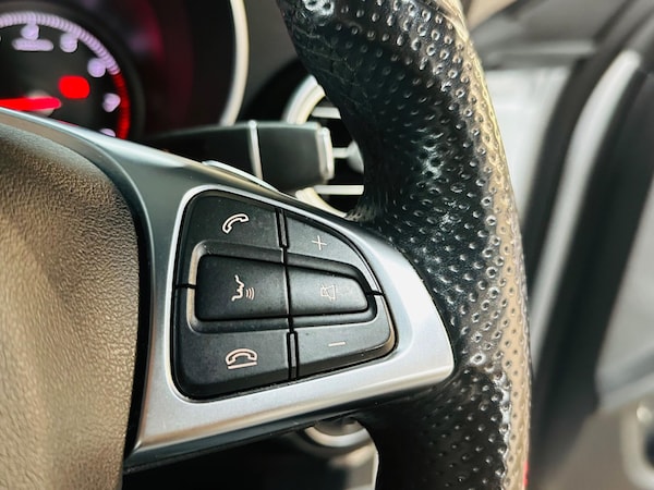 Used Mercedes-Benz C-Class 2018 for sale - 76166888: Photo 52