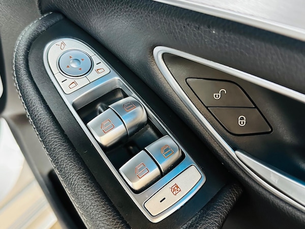 Used Mercedes-Benz C-Class 2018 for sale - 76166888: Photo 57