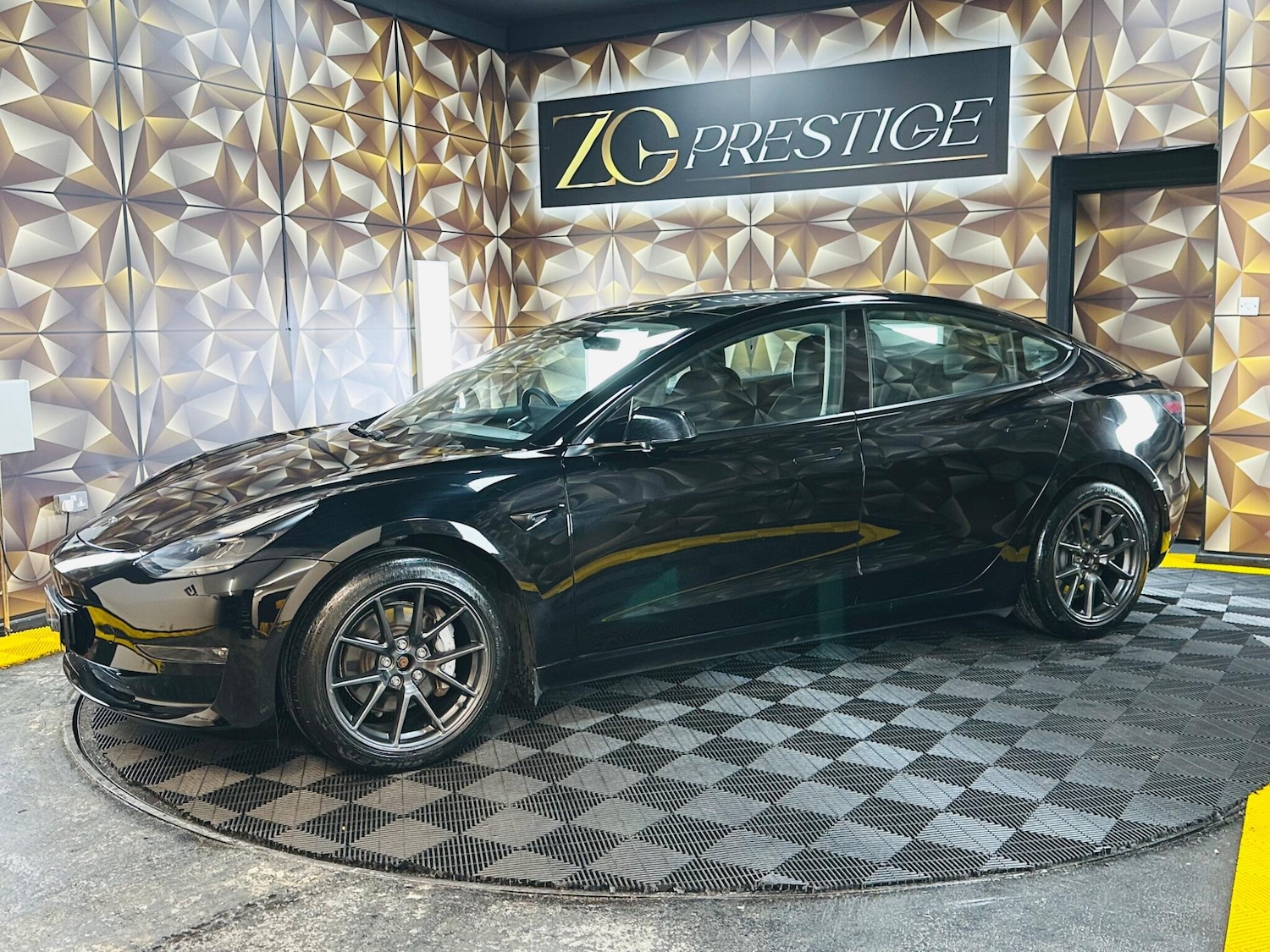 Used Tesla Model 3 2021 for sale - 78019344: Photo 15