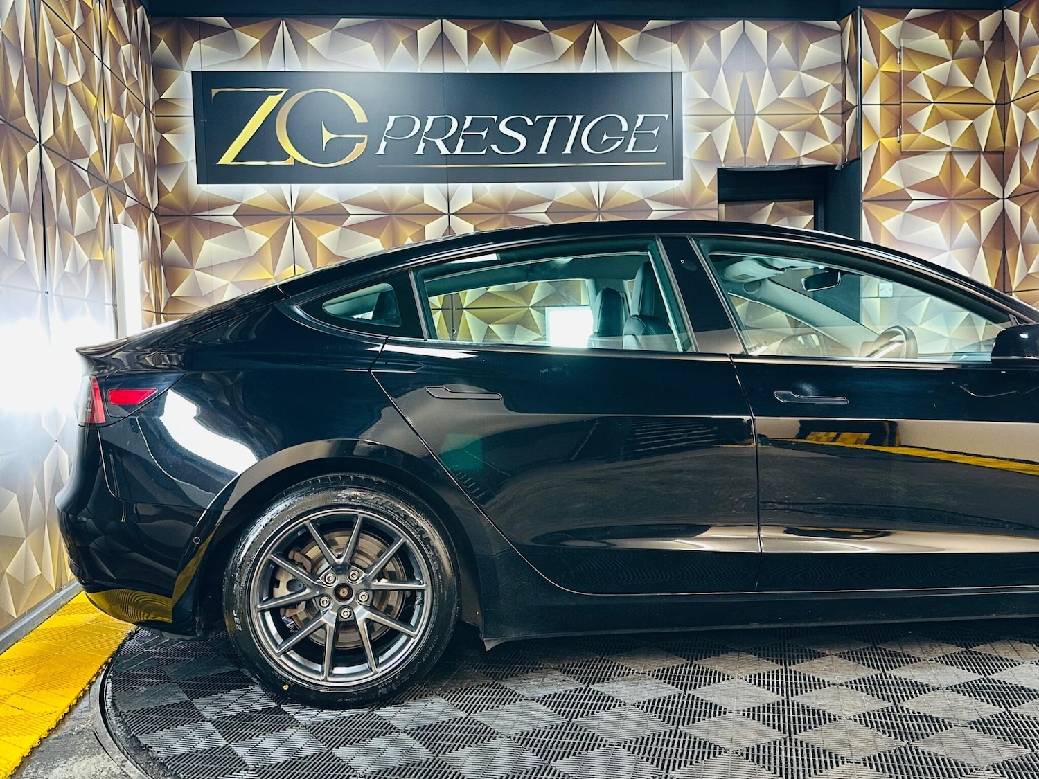 Used Tesla Model 3 2021 for sale - 78019344: Photo 30