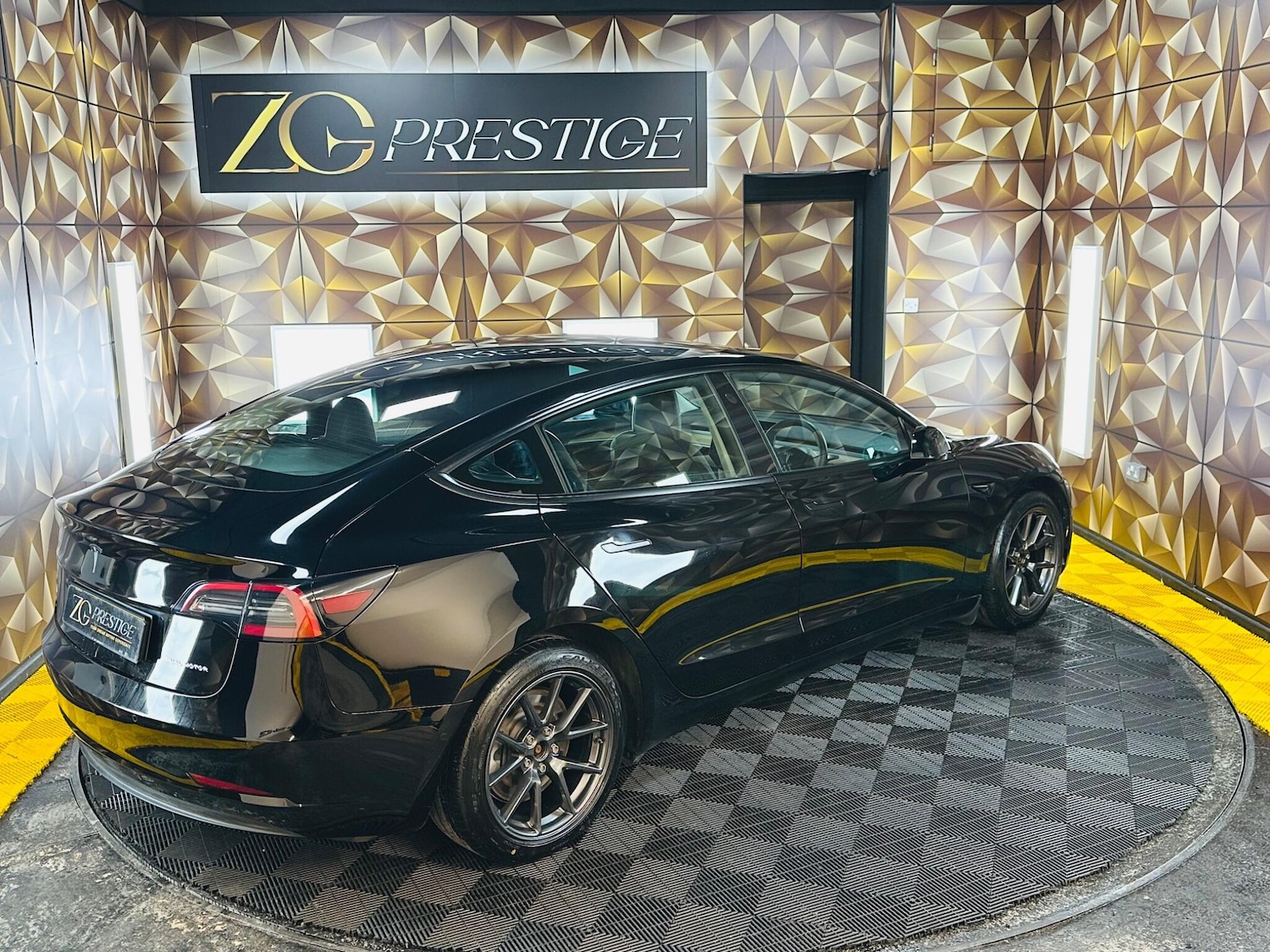 Used Tesla Model 3 2021 for sale - 78019344: Photo 7