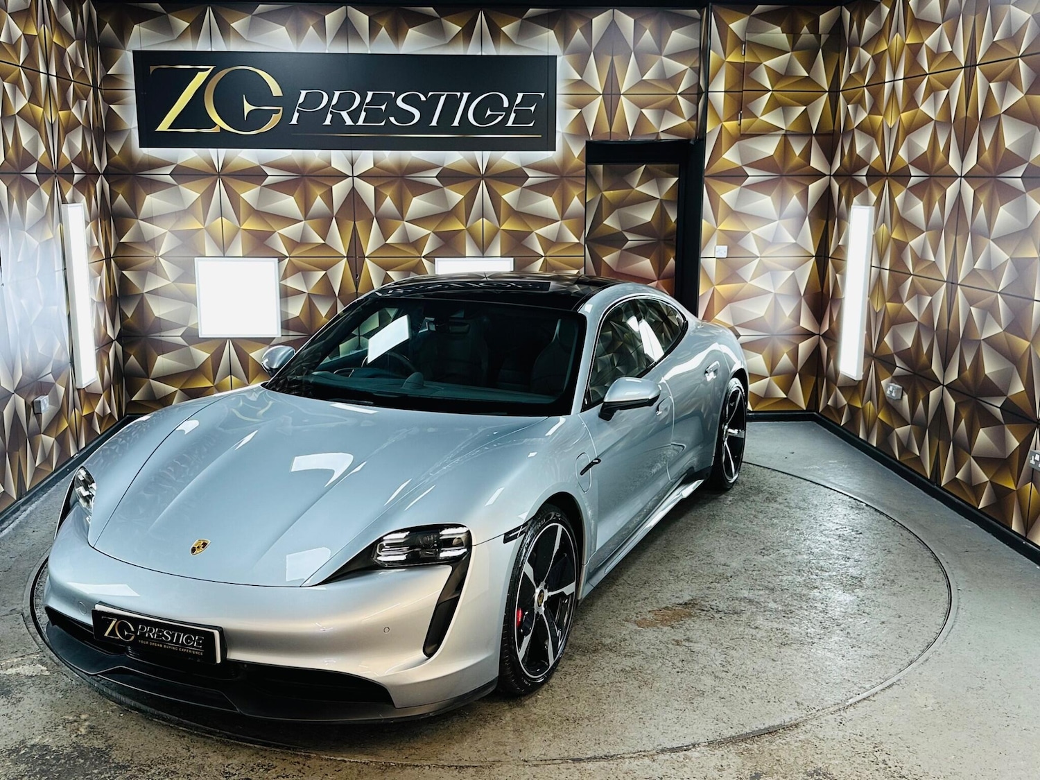 Used Porsche Taycan 2021 for sale - 76964858: Photo 46