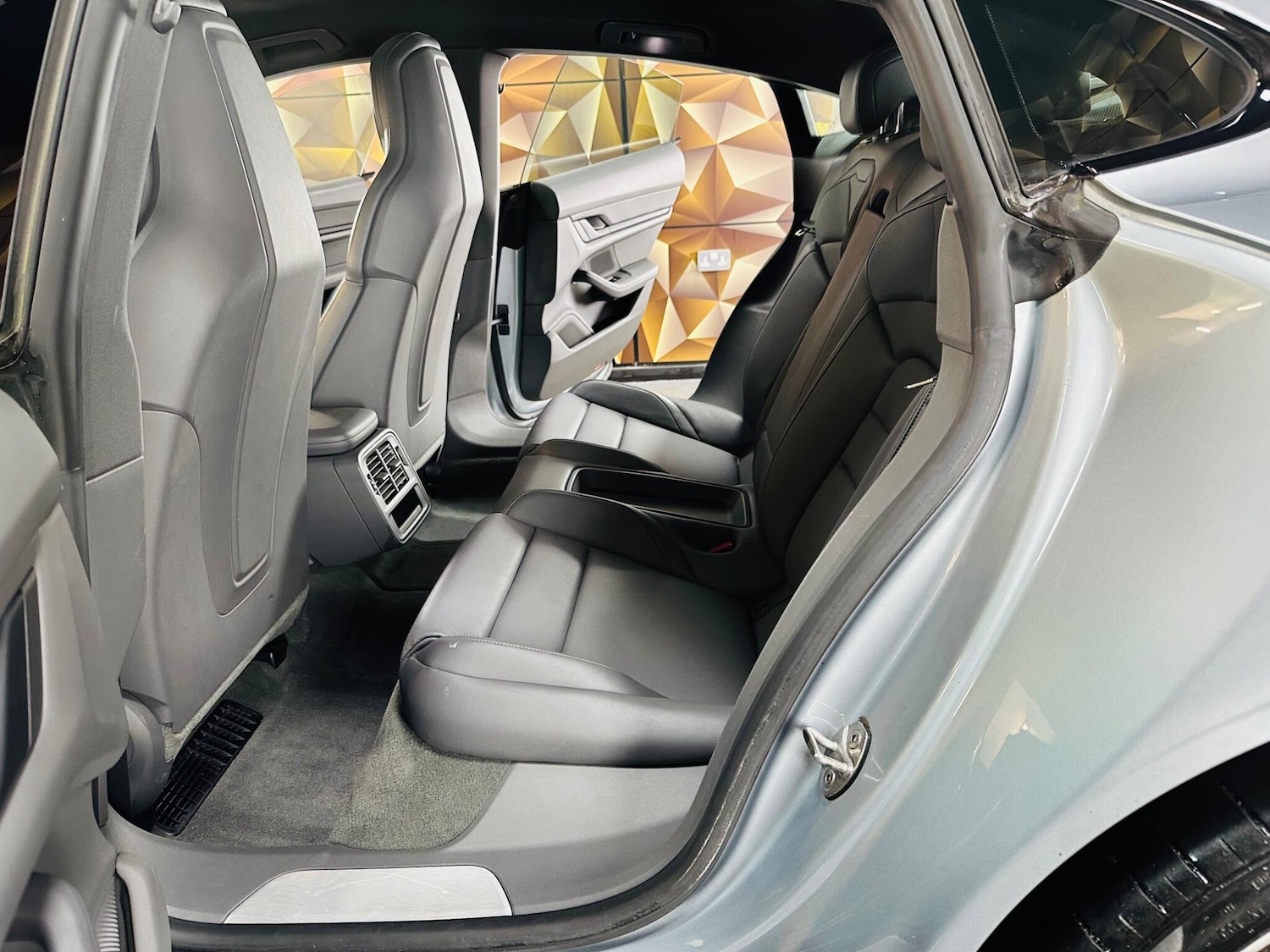 Used Porsche Taycan 2021 for sale - 76964858: Photo 66