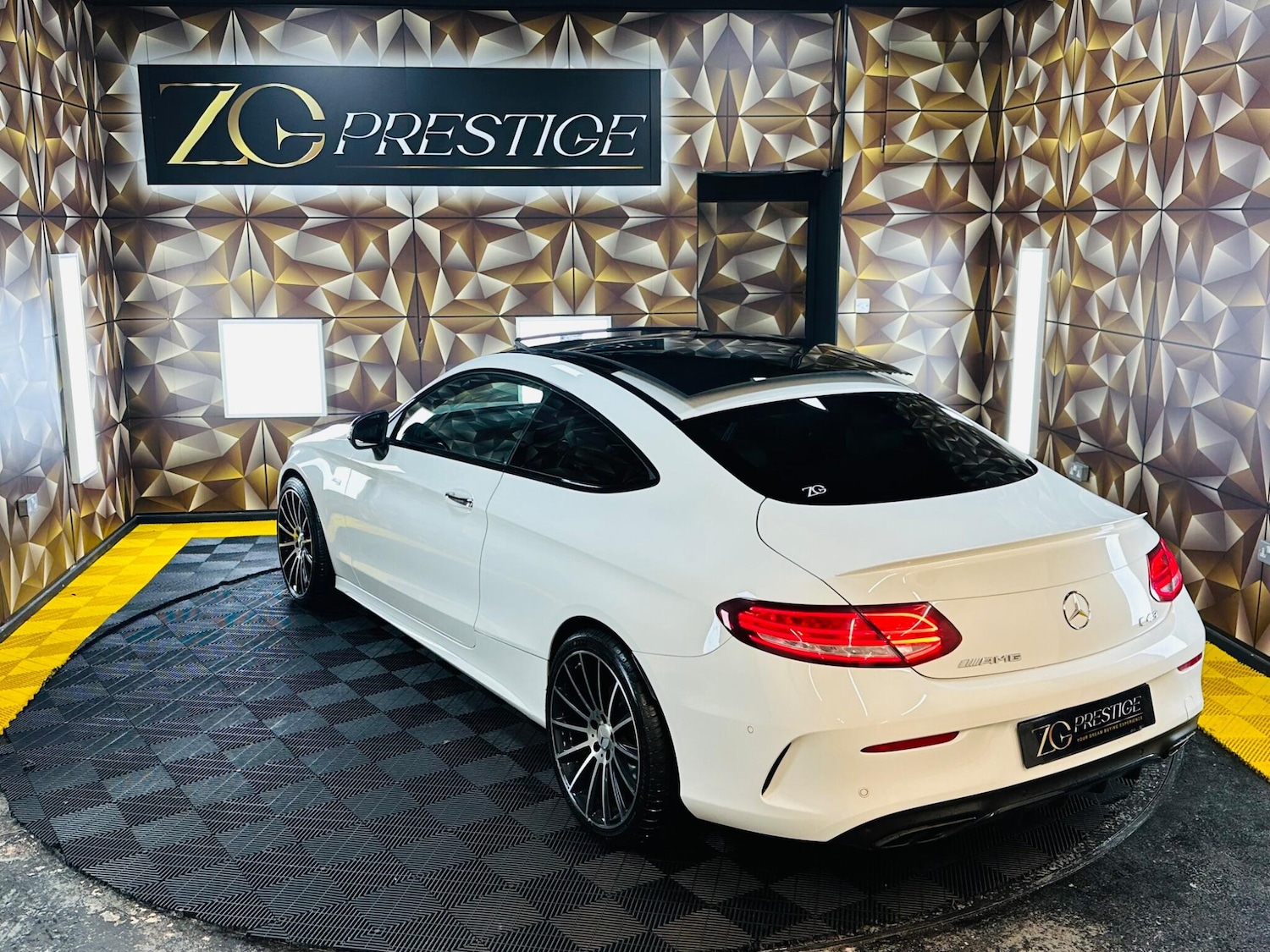 Used Mercedes-Benz C Class 2017 for sale - 78127869: Photo 37