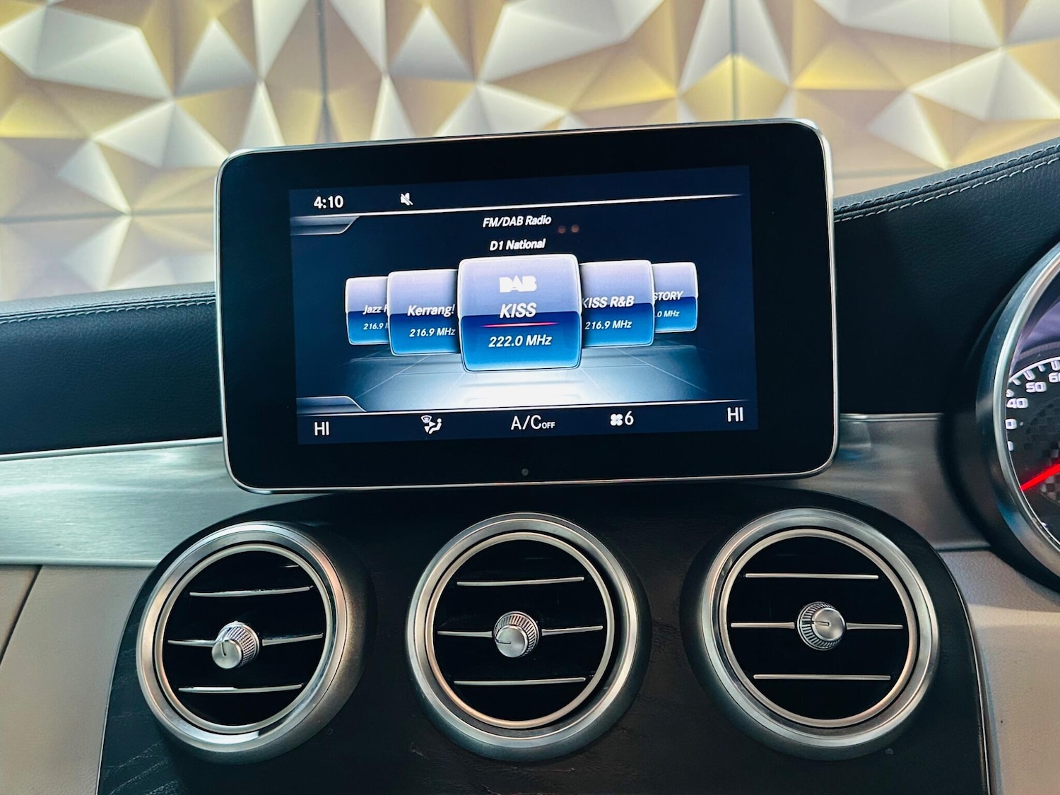 Used Mercedes-Benz C Class 2017 for sale - 78127869: Photo 58