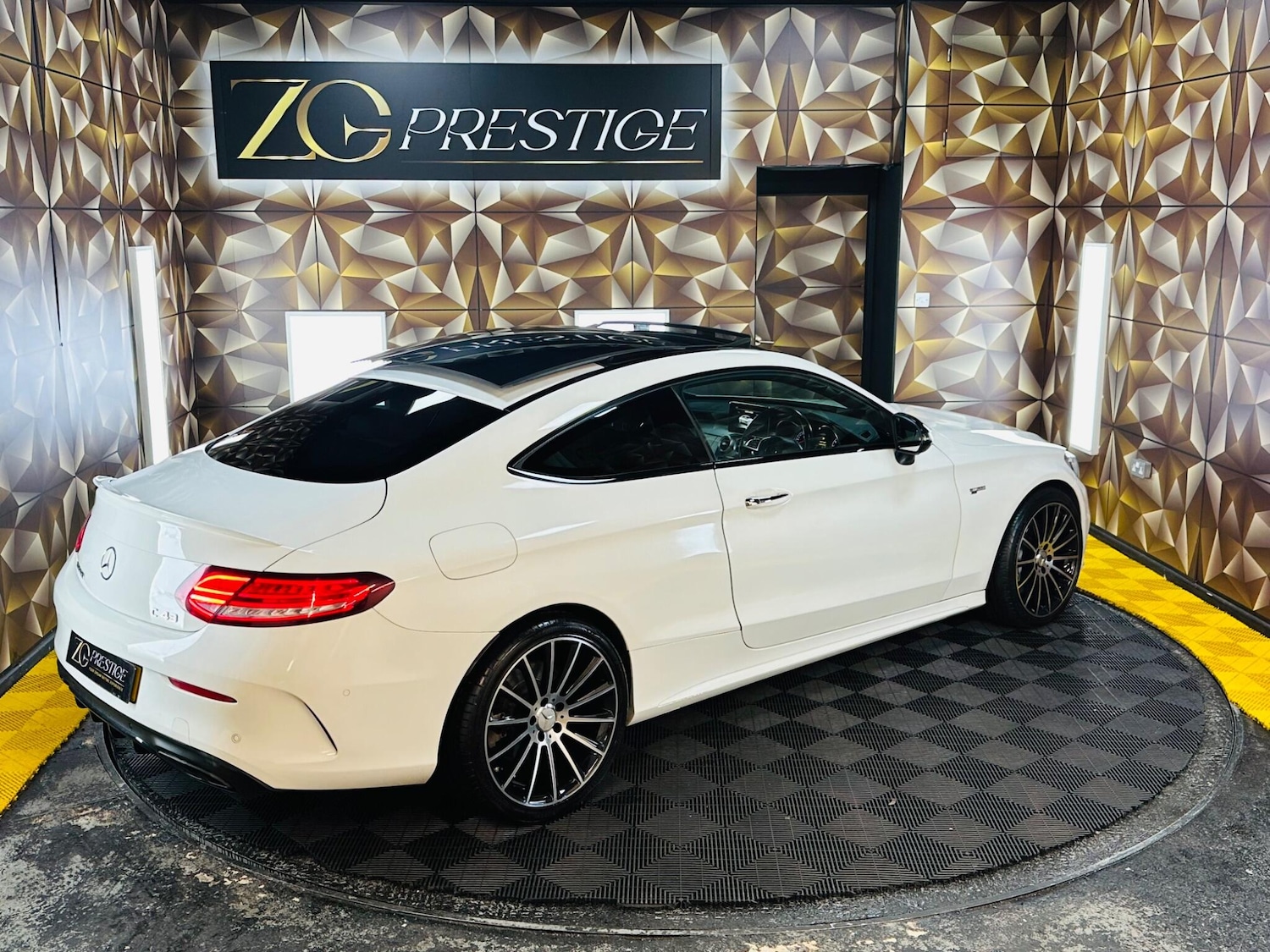 Used Mercedes-Benz C Class 2017 for sale - 78127869: Photo 7