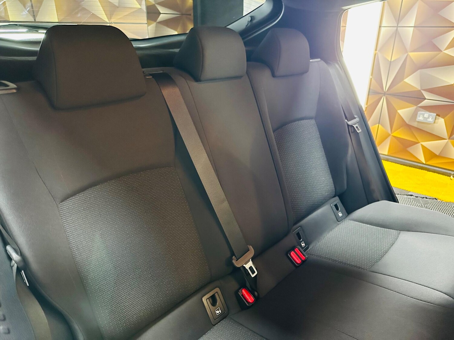 Used Toyota C-HR 2019 for sale - 78101019: Photo 22