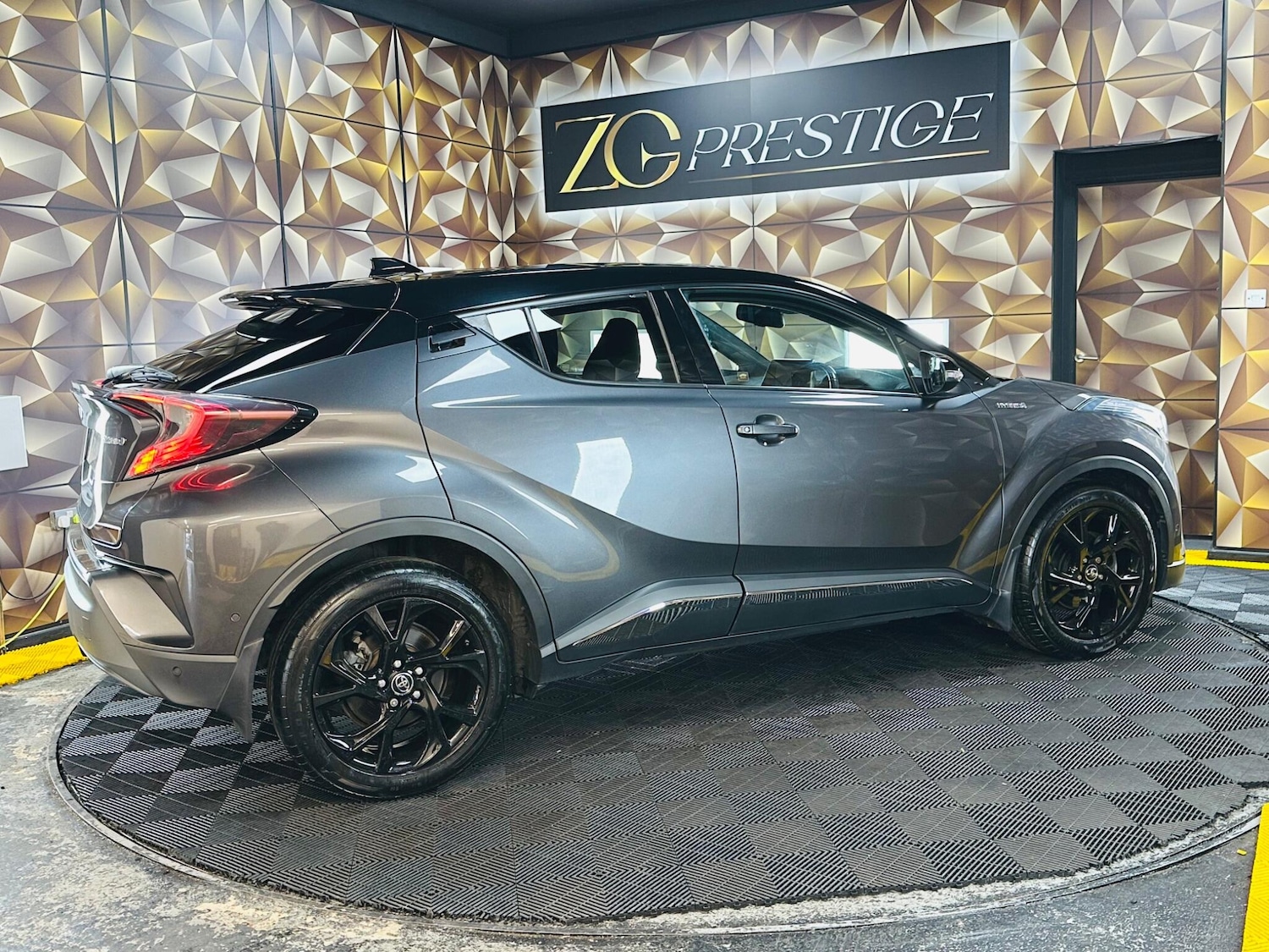 Used Toyota C-HR 2019 for sale - 78101019: Photo 31