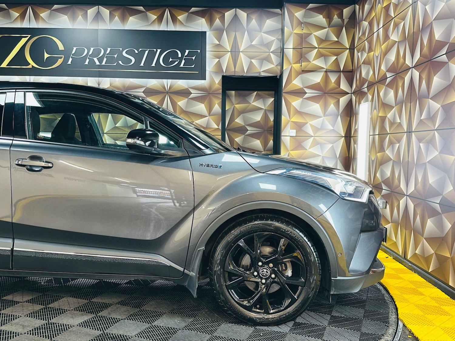 Used Toyota C-HR 2019 for sale - 78101019: Photo 34