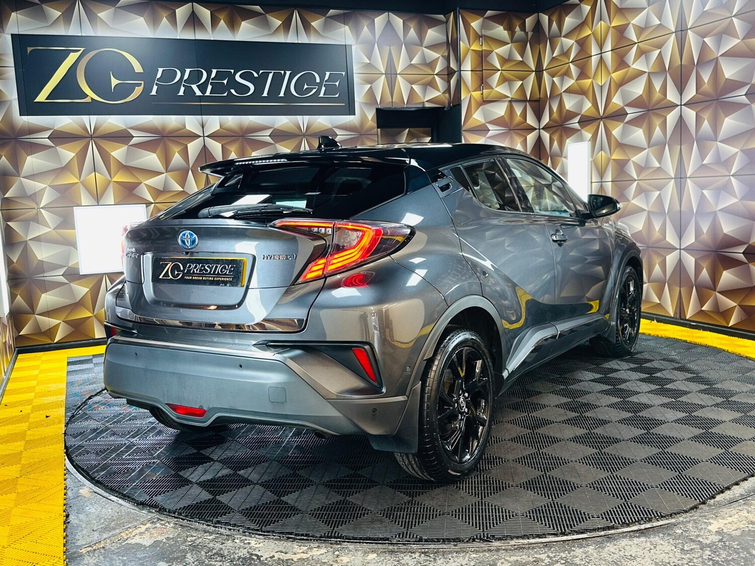 Used Toyota C-HR 2019 for sale - 78101019: Photo 39