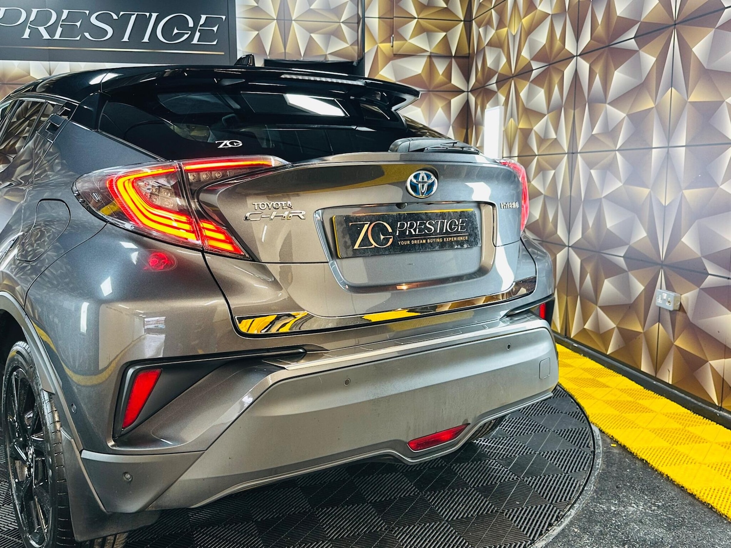 Used Toyota C-HR 2019 for sale - 78101019: Photo 41