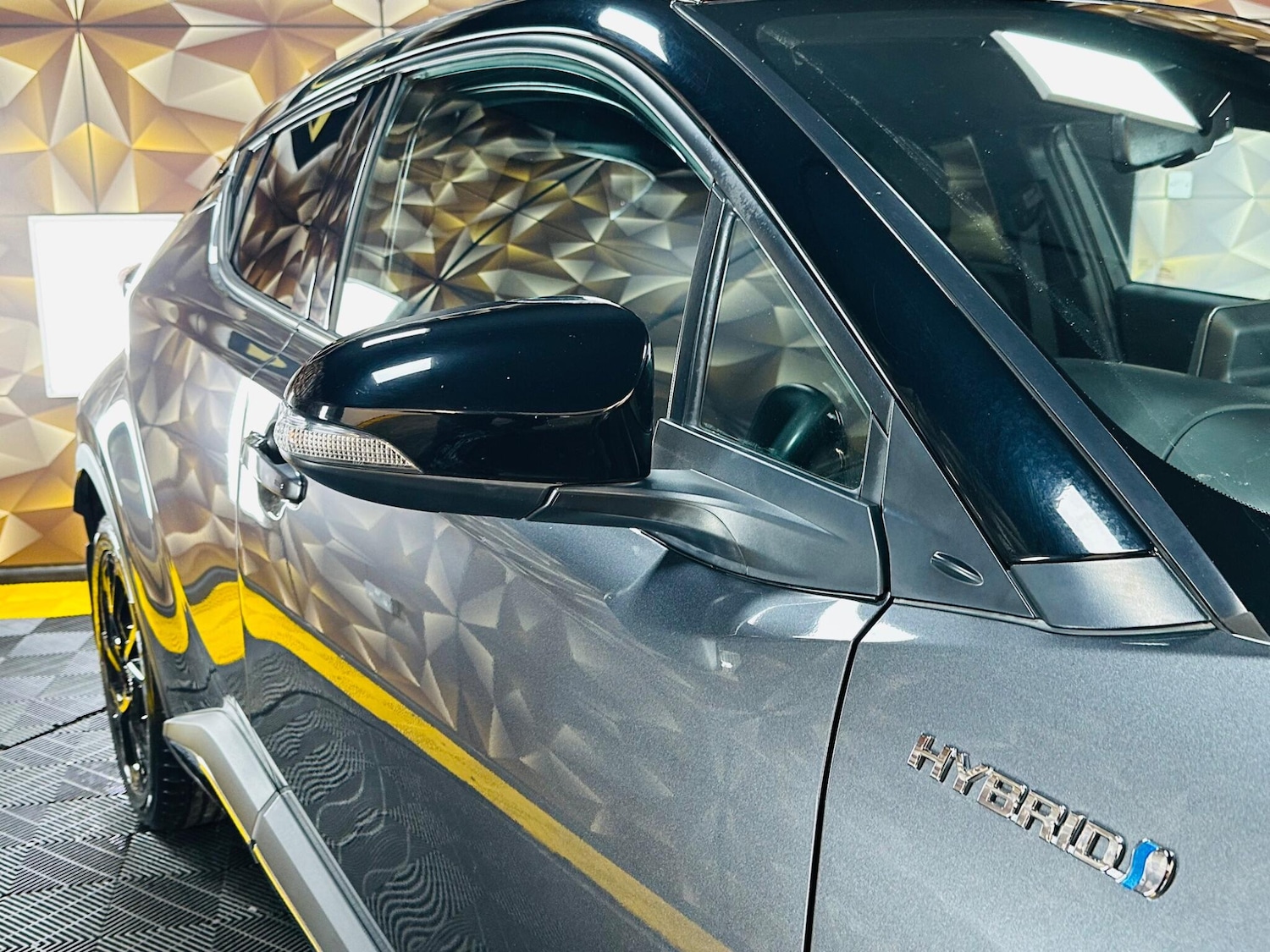 Used Toyota C-HR 2019 for sale - 78101019: Photo 44