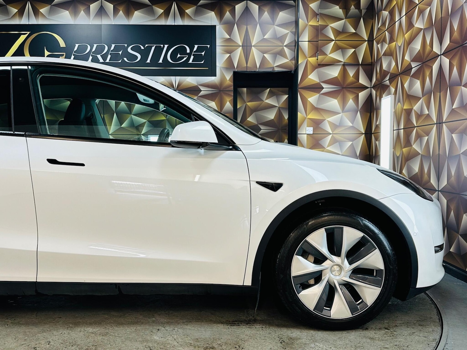 Used Tesla Model Y 2022 for sale - 76226800: Photo 40
