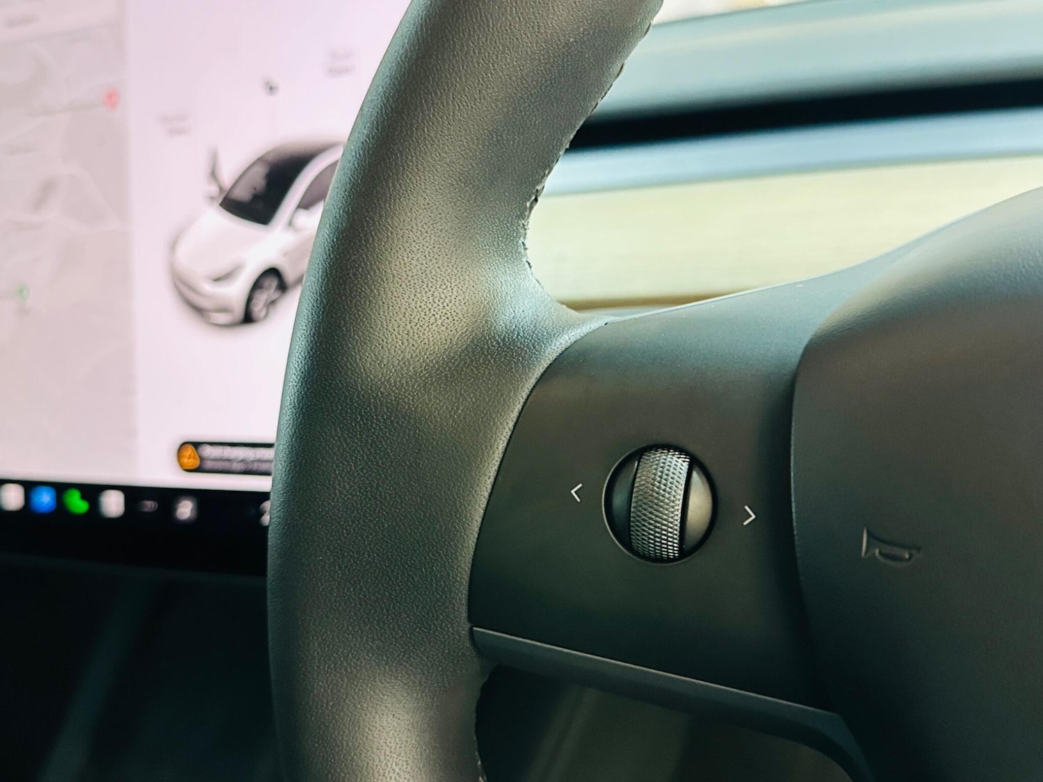 Used Tesla Model Y 2022 for sale - 76226800: Photo 45
