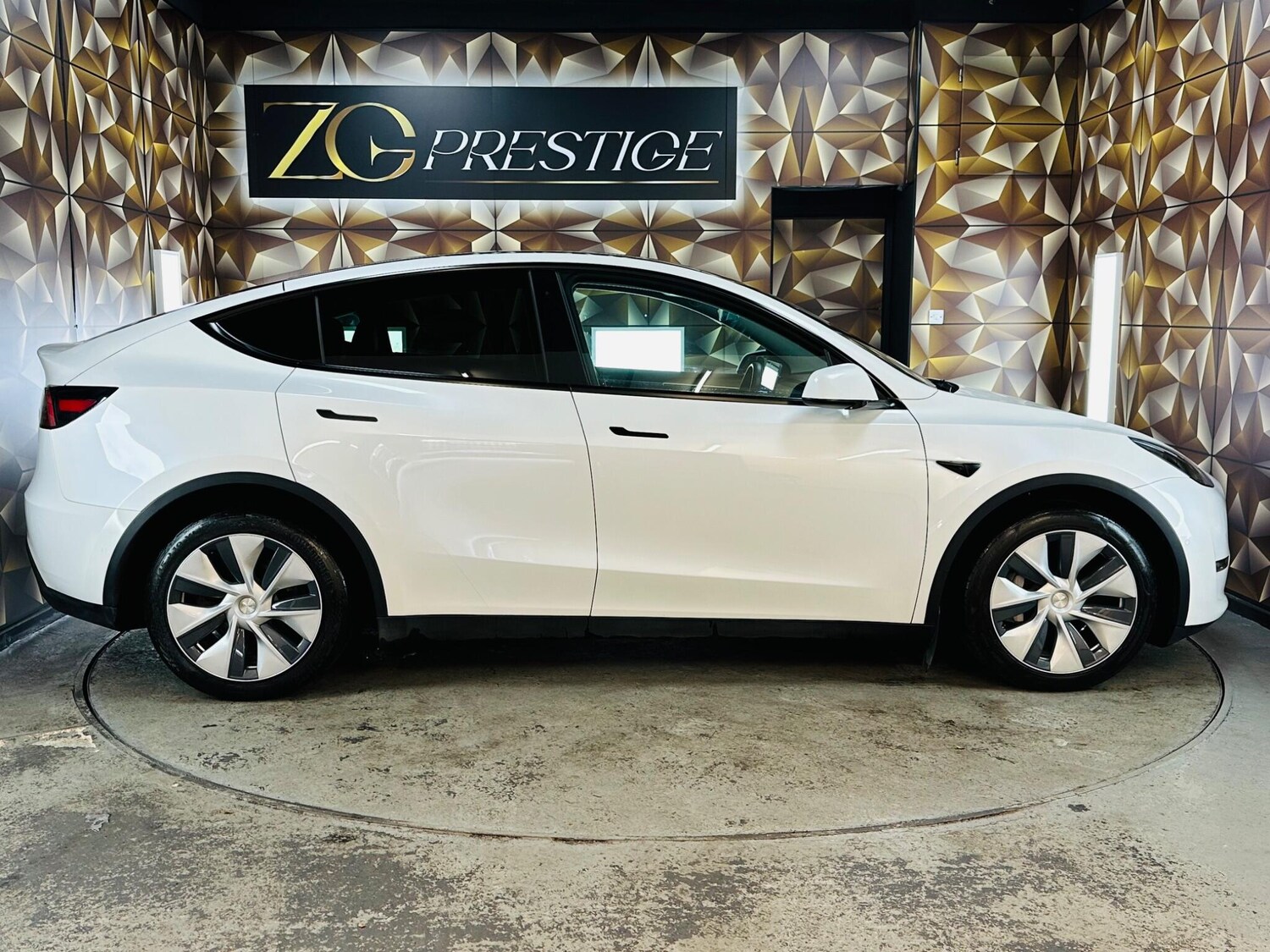 Used Tesla Model Y 2022 for sale - 76226800: Photo 9