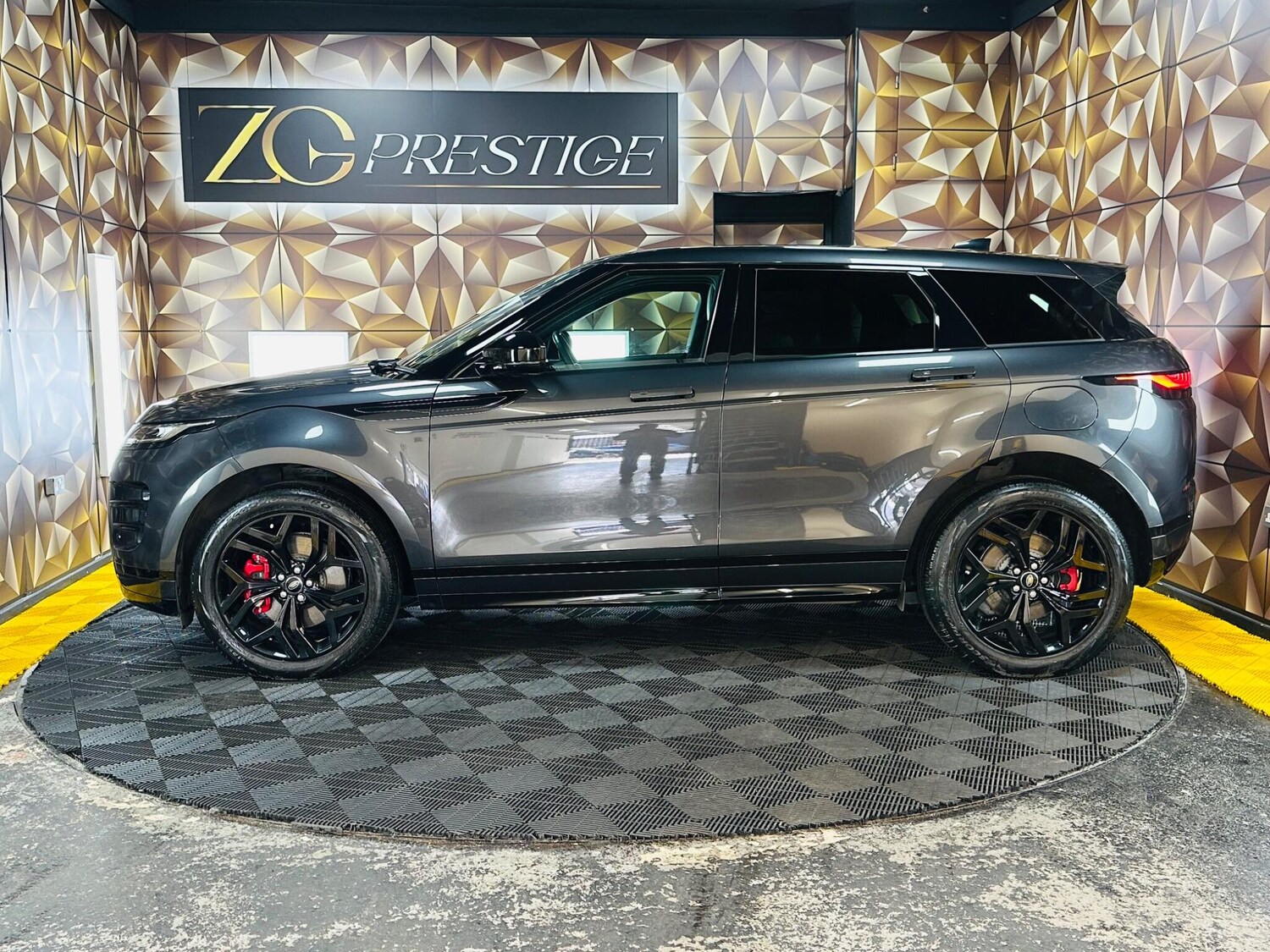 Used Land Rover Range Rover Evoque 2023 for sale - 78157026: Photo 11