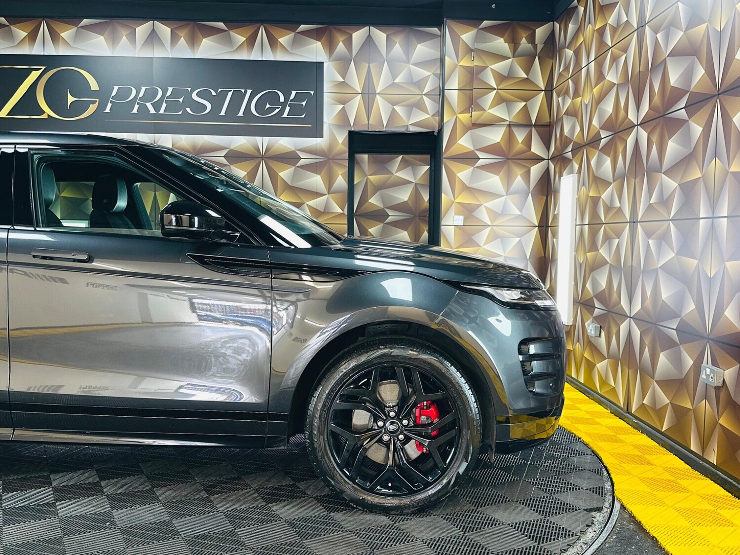 Used Land Rover Range Rover Evoque 2023 for sale - 78157026: Photo 31