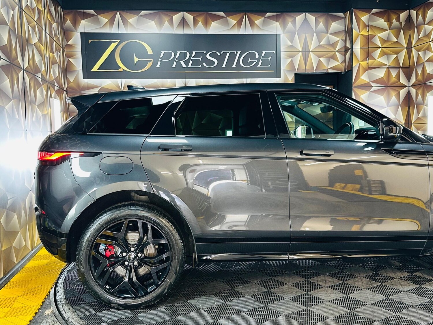 Used Land Rover Range Rover Evoque 2023 for sale - 78157026: Photo 35