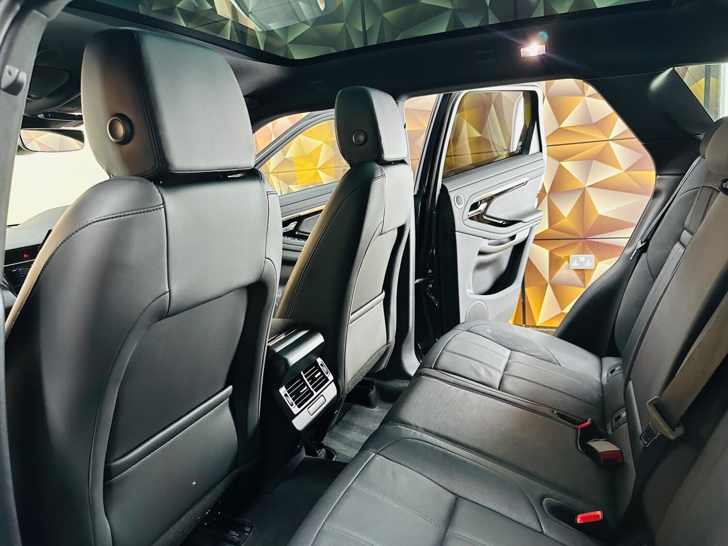 Used Land Rover Range Rover Evoque 2023 for sale - 78157026: Photo 61