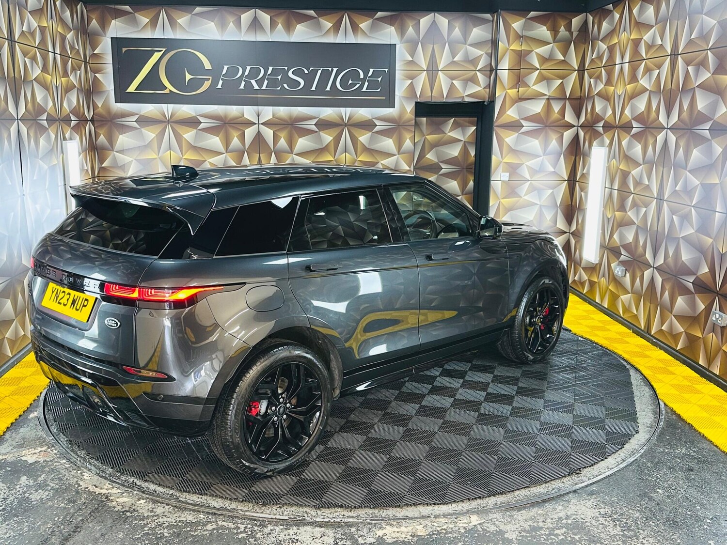 Used Land Rover Range Rover Evoque 2023 for sale - 78157026: Photo 7