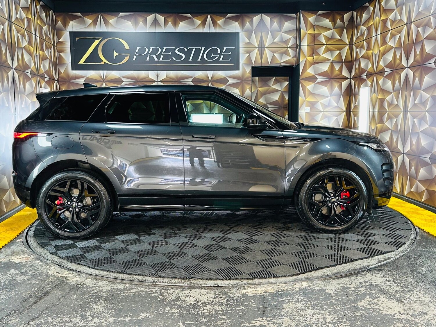 Used Land Rover Range Rover Evoque 2023 for sale - 78157026: Photo 9