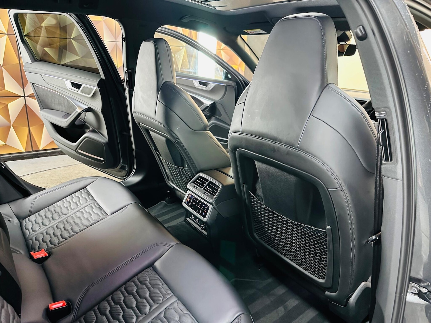 Used Audi RS6 Avant for sale - 76521690: Photo 77